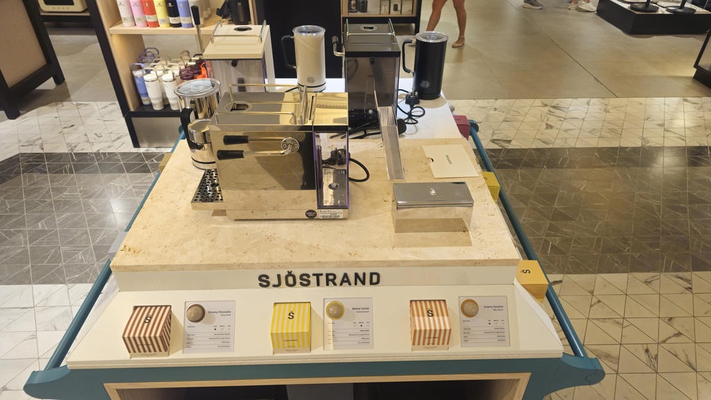 Sjǒstrand - Harrods